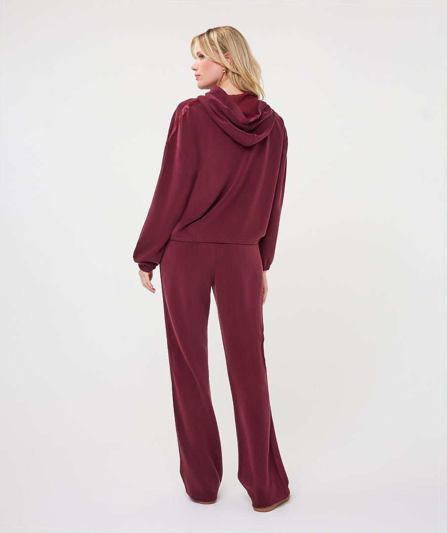 Pantalon Esqualo Merlot à bandes ton sur ton — vue complète de dos sur mannequin