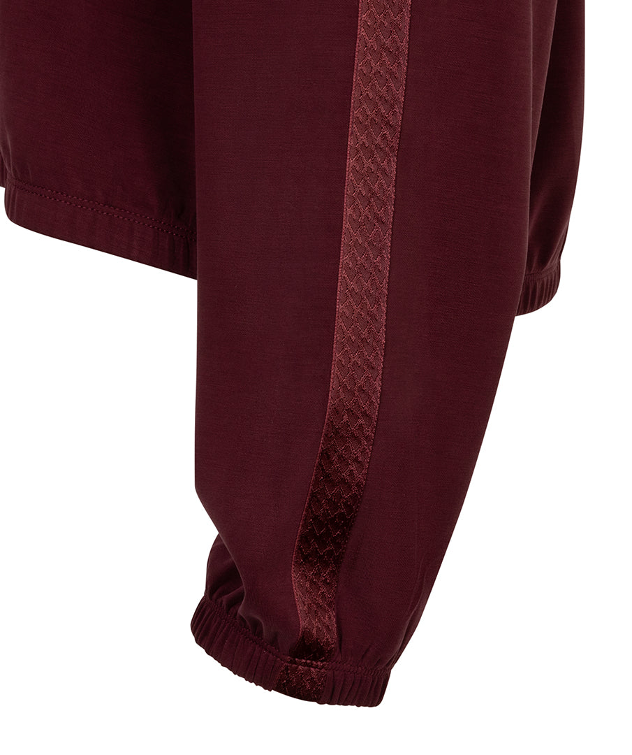 Chandail à capuchon Esqualo Merlot — détail de manche