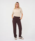 Chandail manches courtes Esqualo Light Sand — silhouette de face sur mannequin