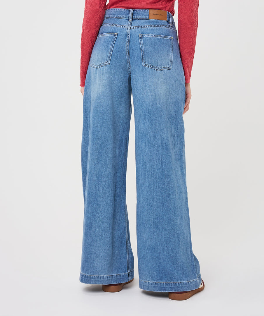 Jean large Esqualo Jeans Blue — vue de dos sur mannequin