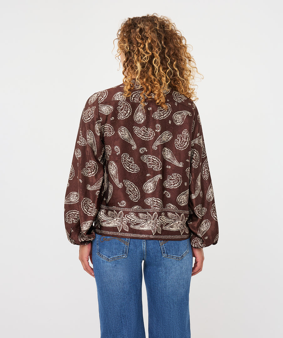 Blouse Esqualo à imprimé paisley et bordure — vue rapprochée de dos sur mannequin