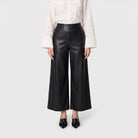 Pantalon culotte en similicuir